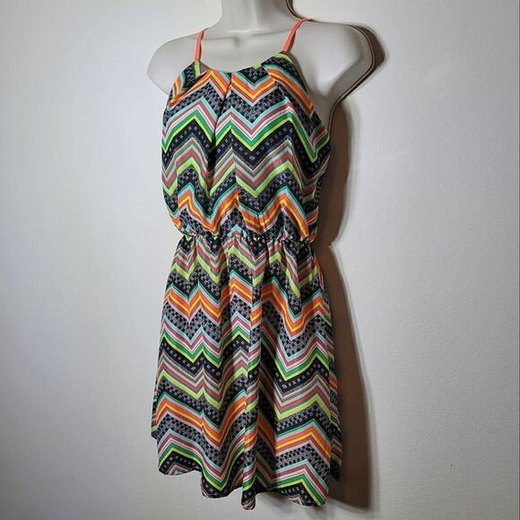 My Michelle Junior Striped Chevron Dress - Picture 2 of 8